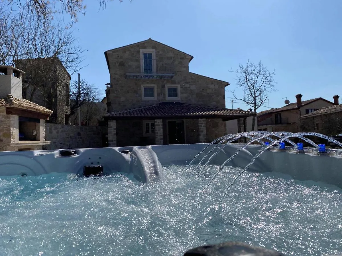 Feriehus Casa di nonno Giovanni Buzet